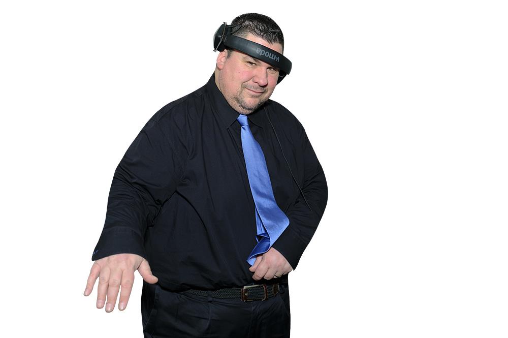 absolute-entertainment-dj-services-Cenzo