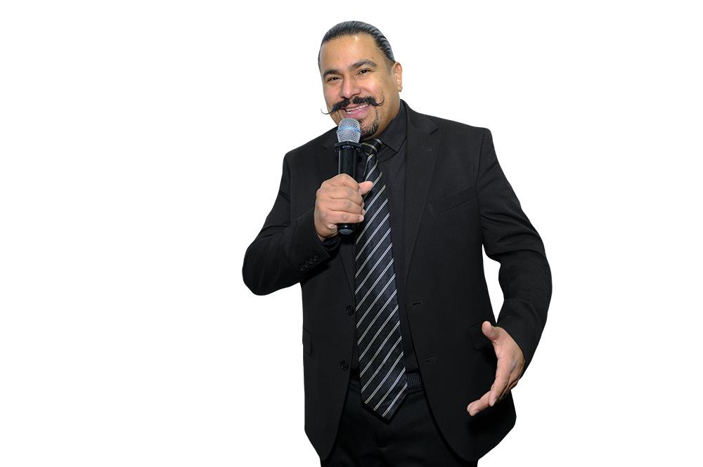 absolute-entertainment-dj-services-Cenzo